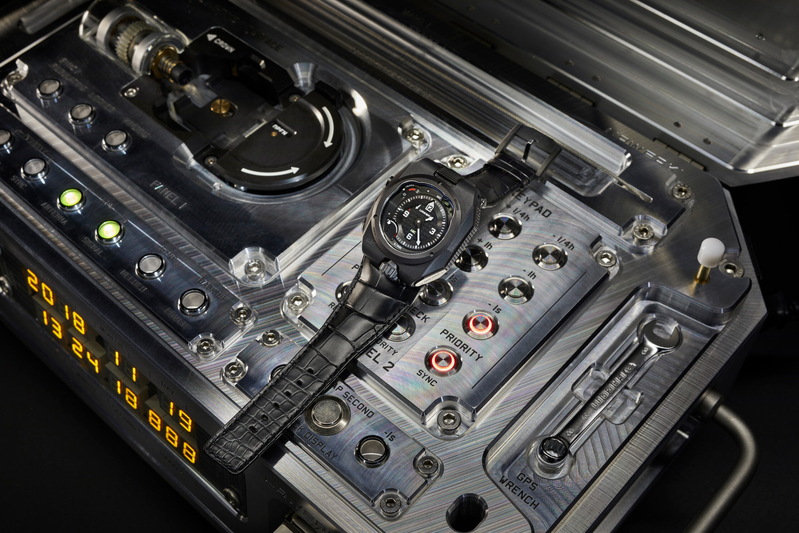 Urwerk, Atomolith und AMC